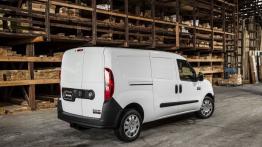 Ram ProMaster City (2015) - prawy bok