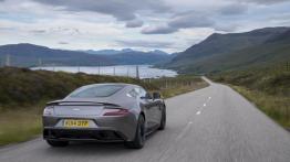 Aston Martin Vanquish (2015) - widok z tyłu