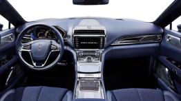 Lincoln Continental Concept (2015) - pełny panel przedni