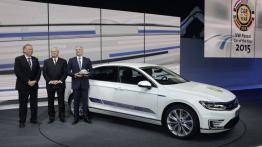 Volkswagen Passat B8 GTE sedan (2015) - oficjalna prezentacja auta