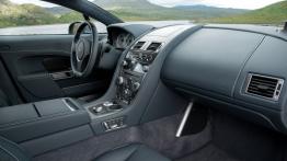 Aston Martin Rapide S (2015) - pełny panel przedni