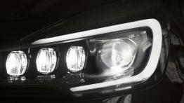 Citroen DS3 Facelifting (2015) - lewy przedni reflektor - włączony