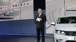 Volkswagen Passat B8 GTE sedan (2015) - oficjalna prezentacja auta