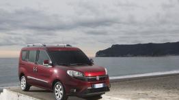 Fiat Doblo III Van Facelifting (2015) - widok z przodu