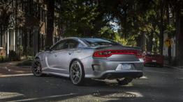 Dodge Charger SRT 392 Facelifting (2015) - widok z tyłu