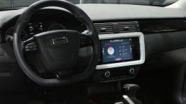 Qoros 3 City SUV 1.6T (2015) - oficjalna prezentacja auta