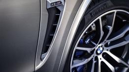 BMW X5 III M (2015) - wlot powietrza