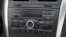 Datsun on-DO (2015) - konsola środkowa