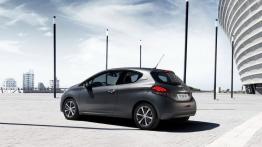 Peugeot 208 Hatchback 3d Facelifting THP Ice Silver (2015) - widok z tyłu
