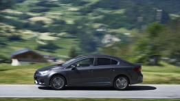 Toyota Avensis III Sedan Facelifting (2015) - lewy bok
