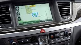 Hyundai Genesis II (2015) - nawigacja gps