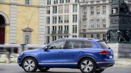 Volkswagen Touareg II Facelifting (2015) - lewy bok