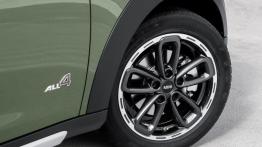 Mini Countryman Facelifting (2015) - emblemat boczny