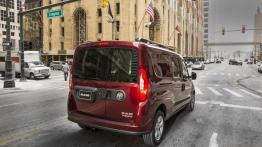 Ram ProMaster City (2015) - widok z tyłu