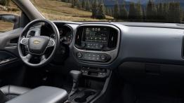 Chevrolet Colorado 2015 - pełny panel przedni