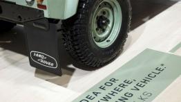 Land Rover Defender Heritage Edition (2015) - oficjalna prezentacja auta