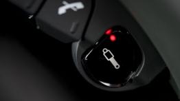 Aston Martin Vanquish (2015) - sterowanie w kierownicy