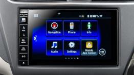 Honda Civic IX Hatchback 5d Sport (2015) - ekran systemu multimedialnego