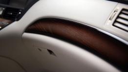 Infiniti Q70 Facelifting (2015) - deska rozdzielcza