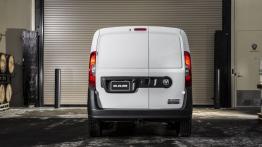 Ram ProMaster City (2015) - widok z tyłu