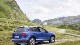 Volkswagen Touareg II Facelifting (2015) - widok z tyłu