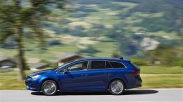 Toyota Avensis III Kombi Facelifting (2015) - lewy bok