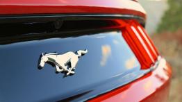 Ford Mustang VI Coupe EcoBoost (2015) - emblemat