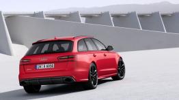 Audi RS6 C7 Avant Facelifting (2015) - widok z tyłu