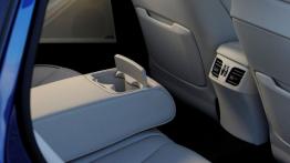 Hyundai Genesis II (2015) - podłokietnik tylny