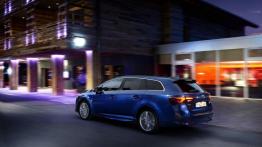 Toyota Avensis III Kombi Facelifting (2015) - lewy bok