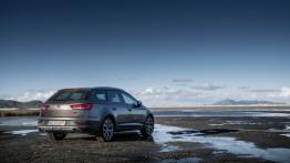 Seat Leon III X-Perience (2015) - widok z tyłu