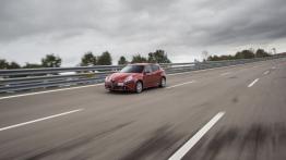 Alfa Romeo Giulietta Sprint (2015) - lewy bok