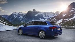 Toyota Avensis III Kombi Facelifting (2015) - lewy bok