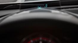 Mazda CX-3 SKYACTIV-G (2015) - wyświetlacz head-up display (HUD)