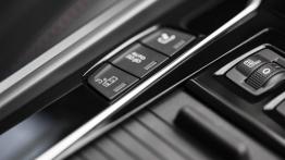 Peugeot 508 RXH Facelifting (2015) - przyciski na tunelu środkowym