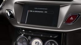 Citroen DS3 Facelifting (2015) - ekran systemu multimedialnego