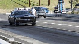 Dodge Challenger III SRT Facelifting (2015) - testowanie auta