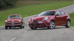 Alfa Romeo Giulietta Sprint (2015) - lewy bok