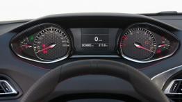 Peugeot 308 II Hatchback GT (2015) - zestaw wskaźników