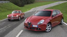 Alfa Romeo Giulietta Sprint (2015) - lewy bok