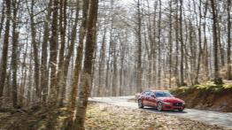 Jaguar XE S Italian Racing Red (2015) - prawy bok