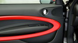 Mini Paceman John Cooper Works (2015) - drzwi kierowcy od wewnątrz
