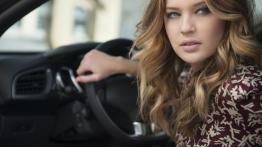 Citroen DS3 Facelifting (2015) - widok ogólny wnętrza z przodu