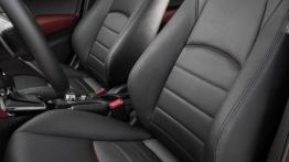 Mazda CX-3 SKYACTIV-G (2015) - fotel kierowcy, widok z przodu