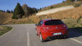 Alfa Romeo Giulietta Sprint (2015) - widok z tyłu