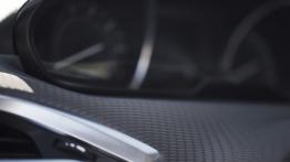 Peugeot 208 Hatchback 3d Facelifting THP Ice Silver (2015) - deska rozdzielcza