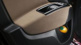 Fiat Doblo III Van Facelifting (2015) - drzwi kierowcy od wewnątrz