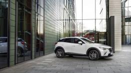 Mazda CX-3 SKYACTIV-G (2015) - prawy bok