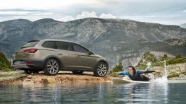 Seat Leon III X-Perience (2015) - prawy bok