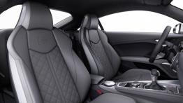 Audi TTS III Coupe (2015) - widok ogólny wnętrza z przodu